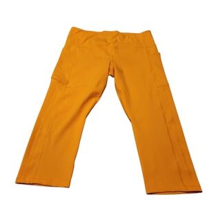 Women’s XL Athleta Ultimate Stash II Yellow Capri Leggings